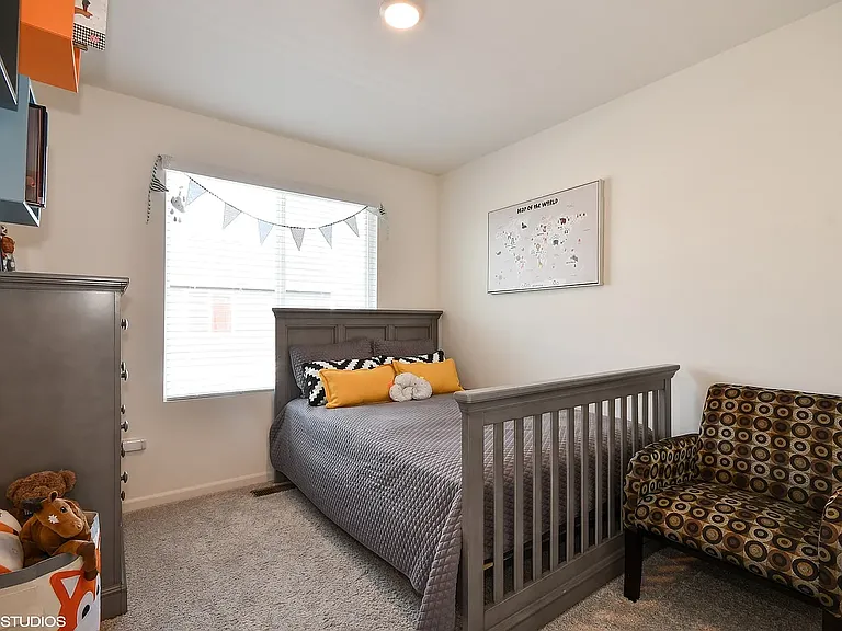 906 Bradford Dr — Photo 13
