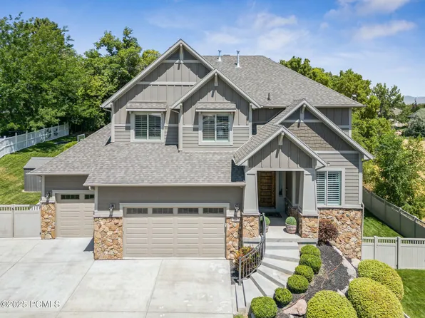 1266 W Country Ridge Dr, South Jordan, UT 84095