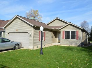 1605 W Locust St, Bloomington, IL 61701