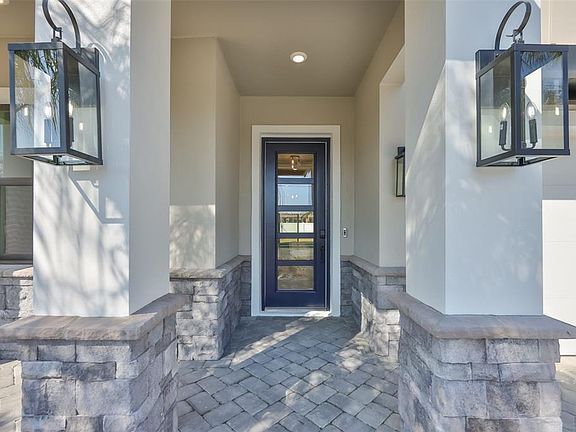 2nd image of 3223 W PAXTON AVENUE