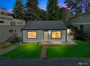 10420 2nd Pl SW #1&2, Seattle, WA 98146