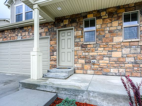 2nd image of 4576 Walden Ct
