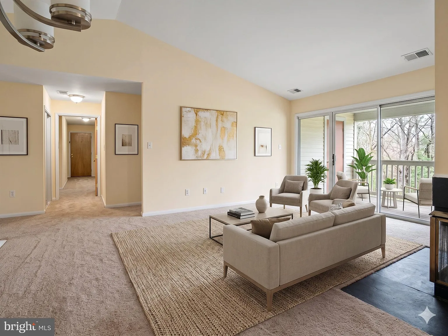 2 bed, 1258 sqft, $2,600 — Photo 3