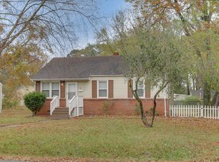 39 Cornwall Ter, Hampton, VA 23666