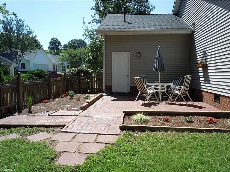4007 Sourgum Ct — Photo 23