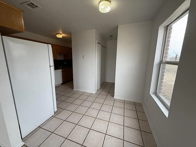 1210 Industrial Blvd #D — Photo 6