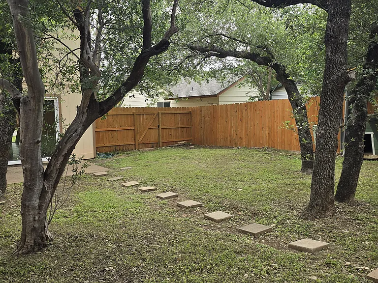 430 Chisholm Valley Dr #B — Photo 22