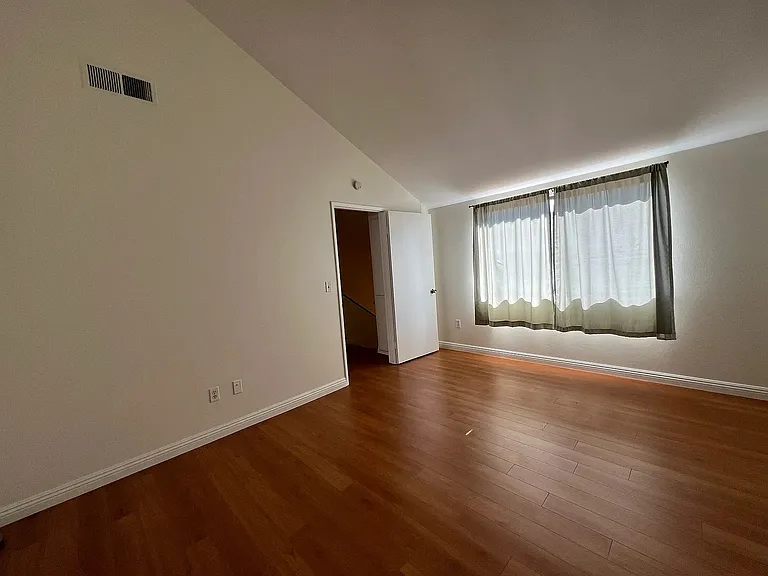 598 W Huntington Dr #K — Photo 26