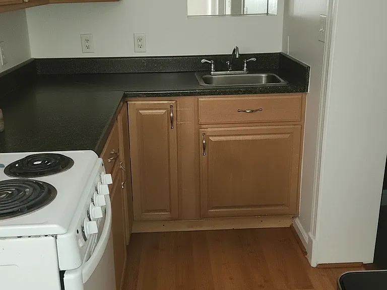 236 E Main St #1 — Photo 3