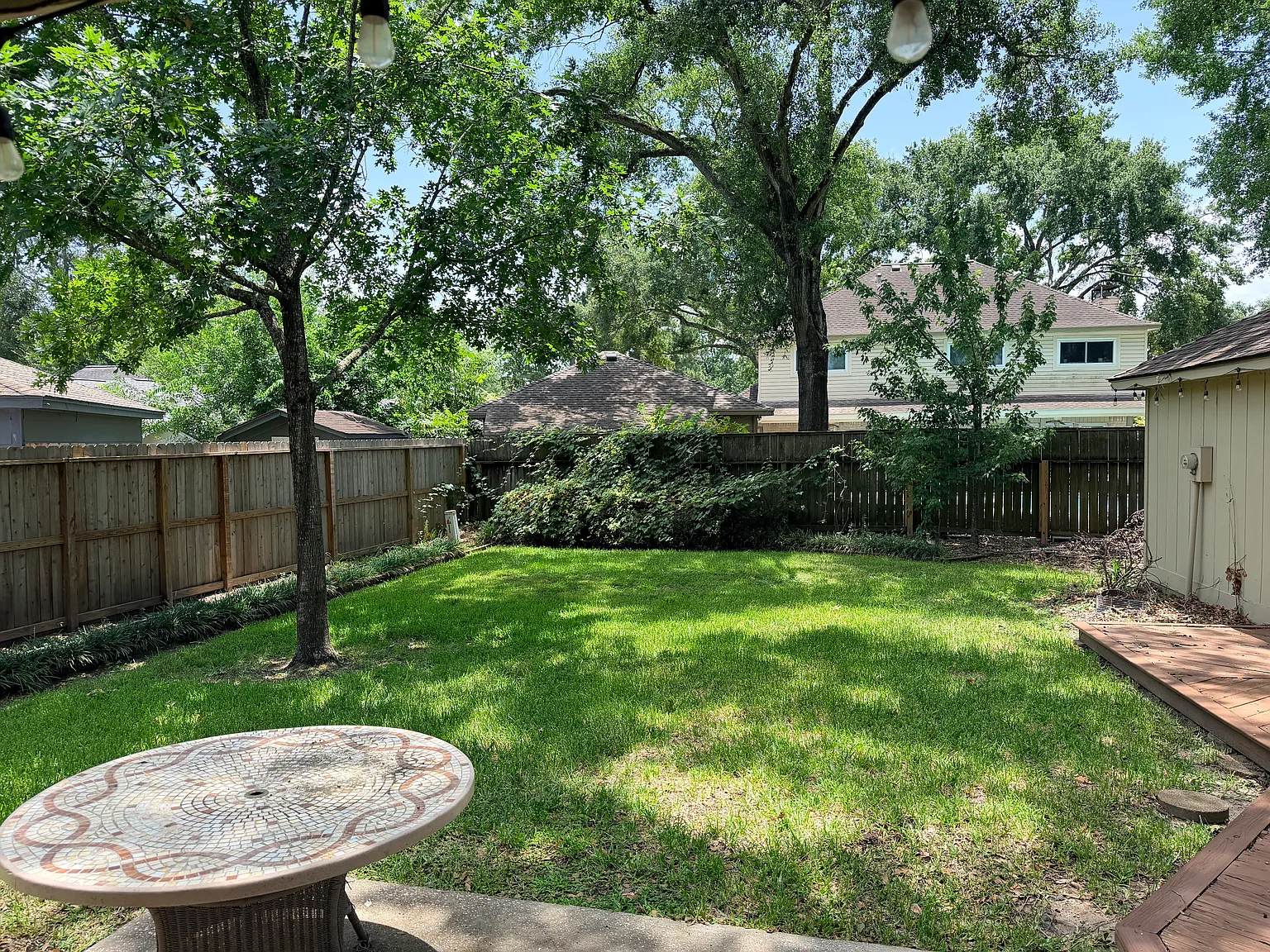 4 bed, 2.5 bath, 2312 sqft, $2,495 — Photo 4