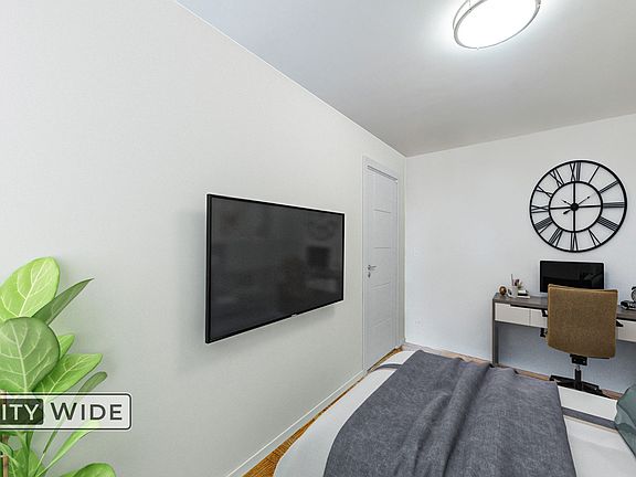 4th image of 240 E 82nd St APT 15E