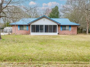 904 Woodlawn St, Starke, FL 32091