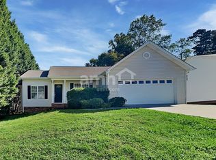 166 Hunters Horn Ln, Winston Salem, NC 27107