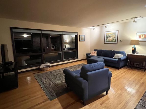 61 Masterson Rd, Whately, MA 01093