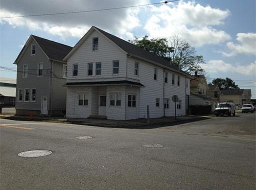 Building Photo 3