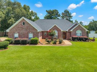 206 N Hamptons Pl, Perry, GA 31069
