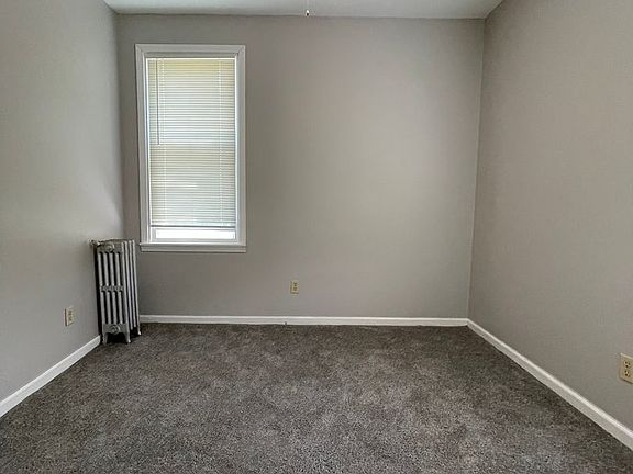 3rd image of 14800 E Vernor Hwy #1