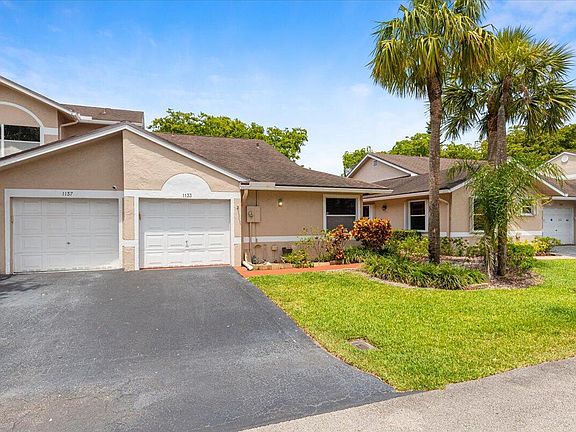2nd image of 1133 W Lakes Drive