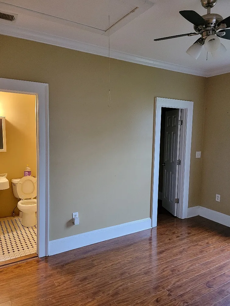 2 bed, 984 sqft, $2,100 — Photo 4