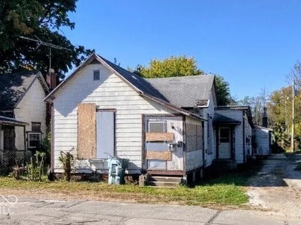 215 S Macedonia Ave, Muncie, IN 47305