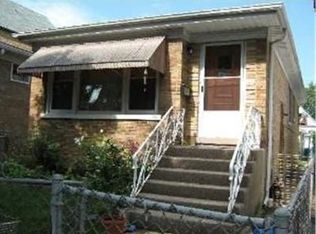 4038 N Kimball Ave, Chicago, IL 60618