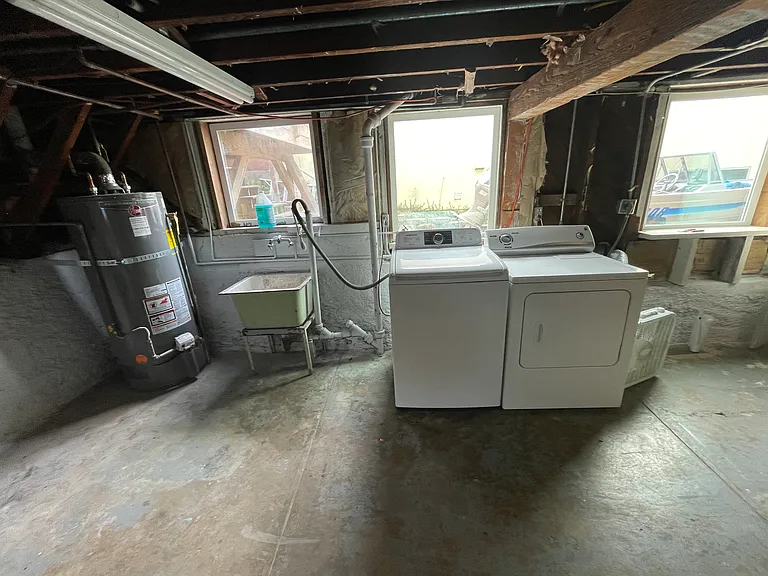410 Carmel Ave — Photo 12