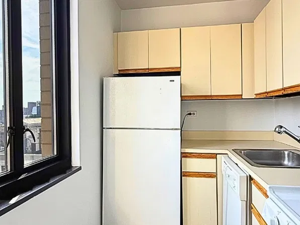 407 Park Avenue South #21C, photo 2