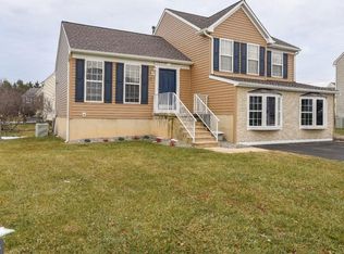 62 Grand Teton Dr, Bear, DE 19701