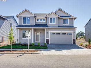 745 E Wilson St, Carlton, OR 97111