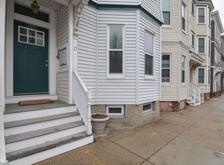17 I St #1, BOSTON, MA 02127