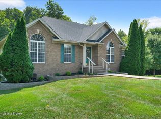 3106 Horseshoe Ct, Crestwood, KY 40014