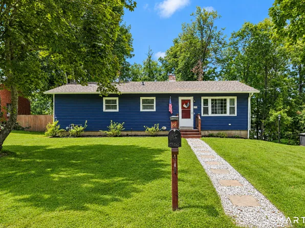22 Lexington Avenue, Torrington, CT 06790