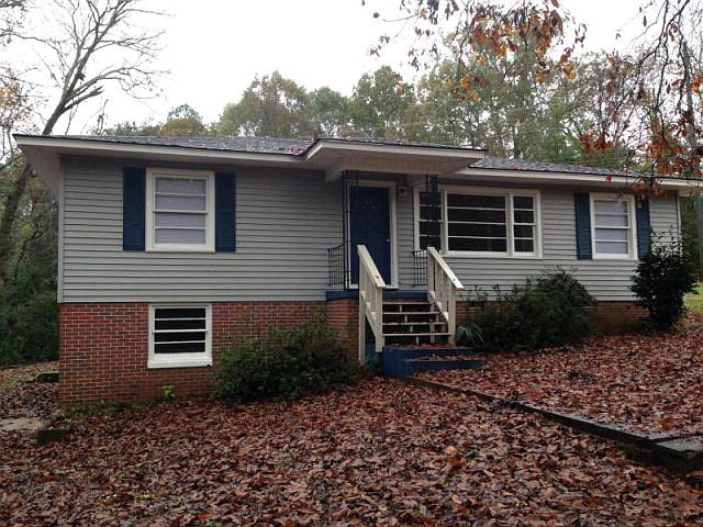 1st image of 230 E Hewsten St