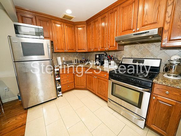 3rd image of 27-07 23rd Ave #3G