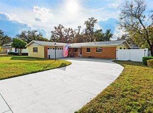 1233 Lorie Cir, Brandon, FL 33510