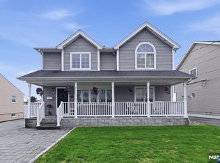 1 Highview Ave, Totowa, NJ 07512