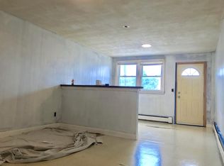 129 Arlington St, Chelsea, MA 02150