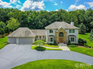 8180 Country Pine Dr SE, Alto, MI 49302