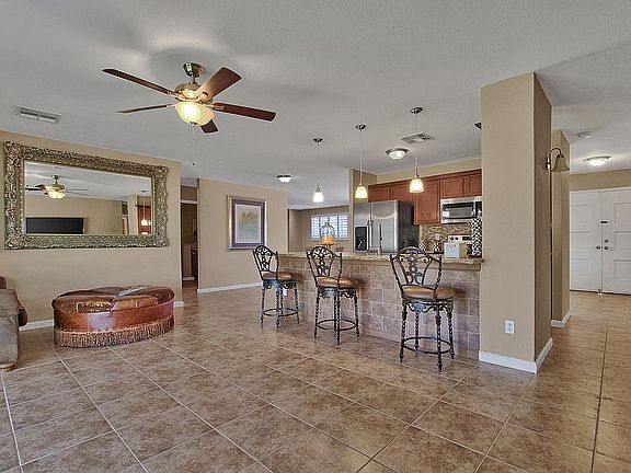 5th image of 13451 N 50th St