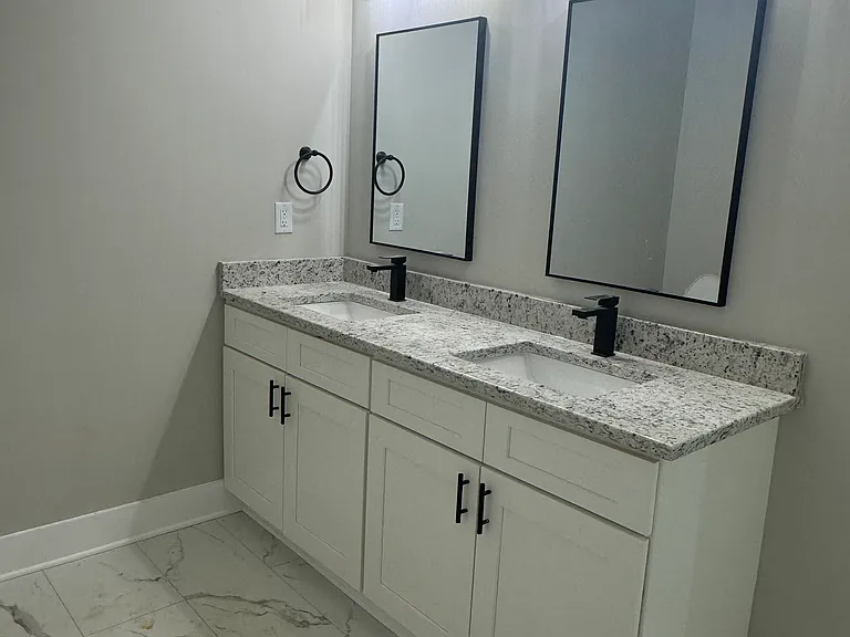 108 Woodstone Ln — Photo 8