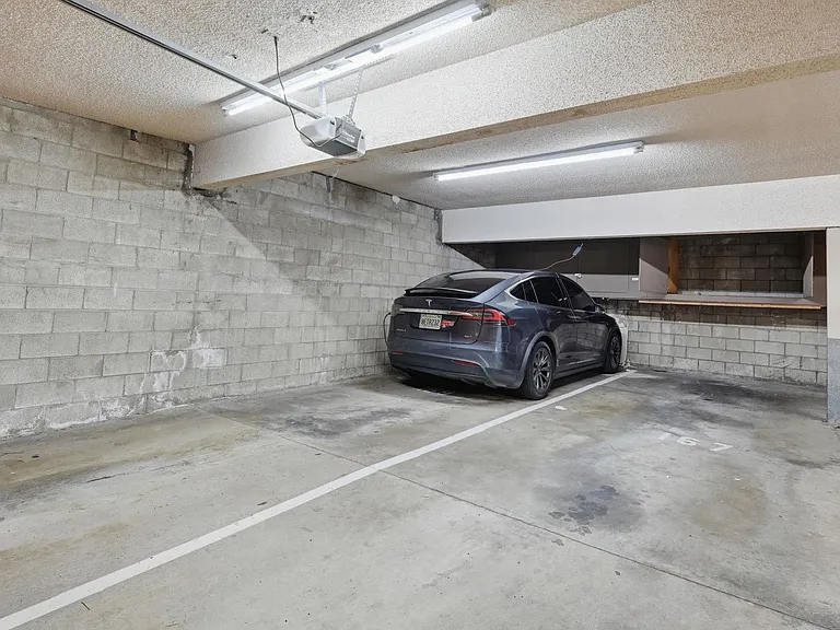 8320 Regents Rd #1-I — Photo 33