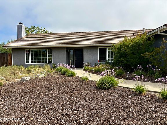 2nd image of 2179 Holly Ln