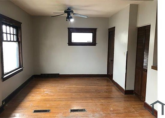 1st image of 3364 W 100th St #1