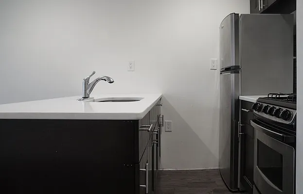 Rented by Kahen Properties | media 15