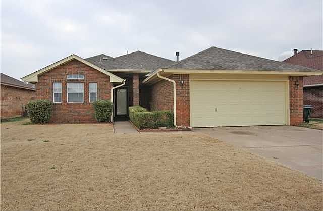 1st image of 1136 McConnell Dr