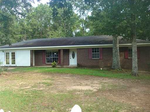 1st image of 203 Live Oak Dr