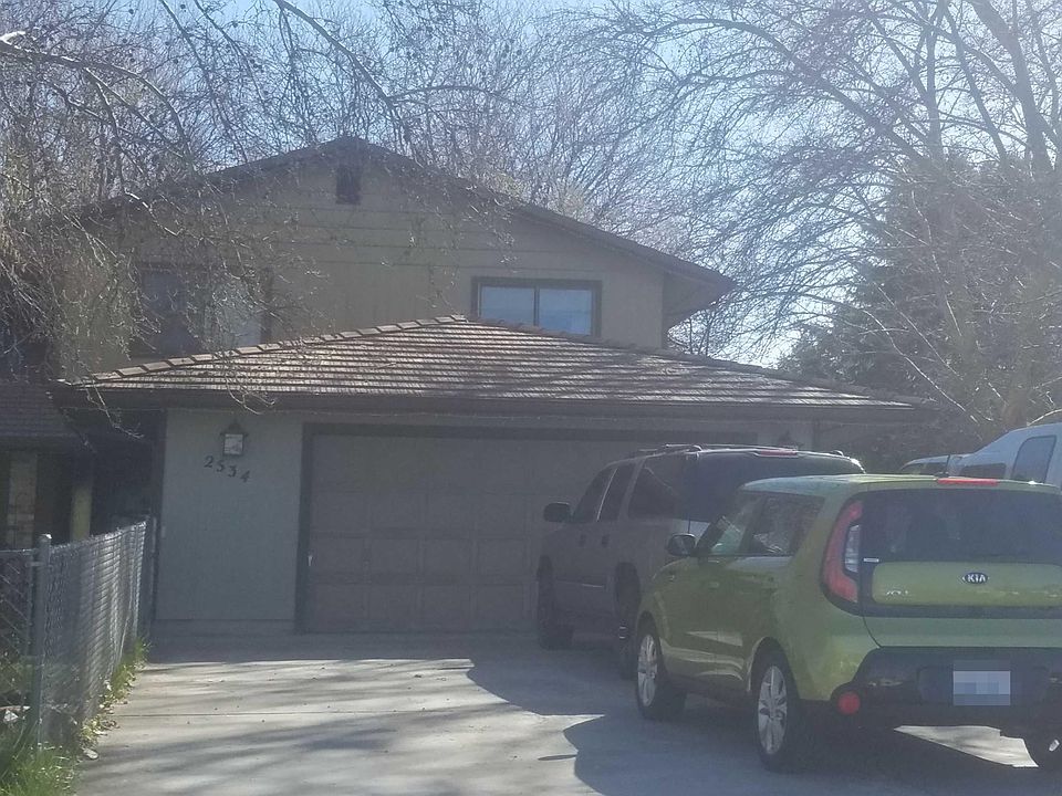 1st image of 2534 Apple Dr