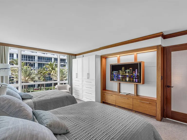 6801 Collins Ave #308 — Photo 15