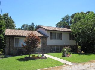 372 W Woodlawn Dr, Danville, VA 24541