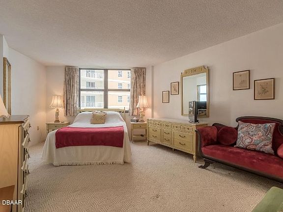 3rd image of 1415 Ocean Shore Blvd APT 307